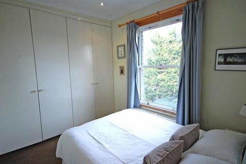 undefined, Clarence Road London