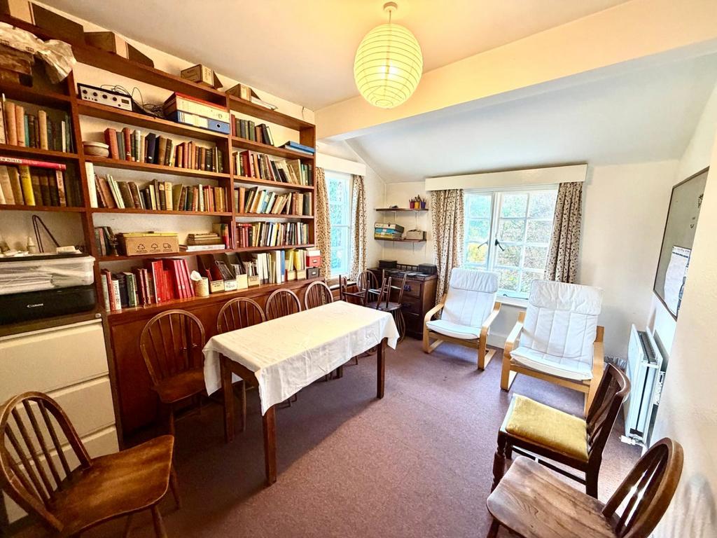 Reception-Bedroom