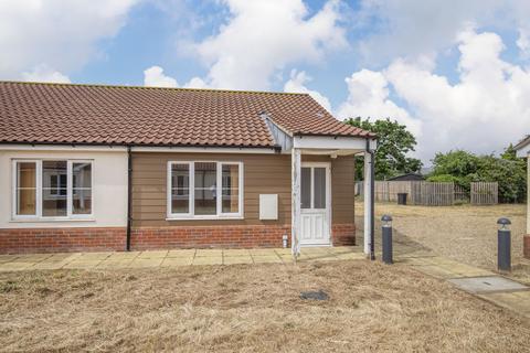 1 bedroom bungalow to rent, Moon Court, Hardingham Road, Norwich, NR9