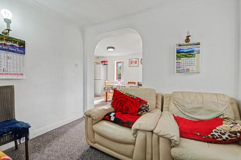 undefined, Milverton Close, Wigston, LE18