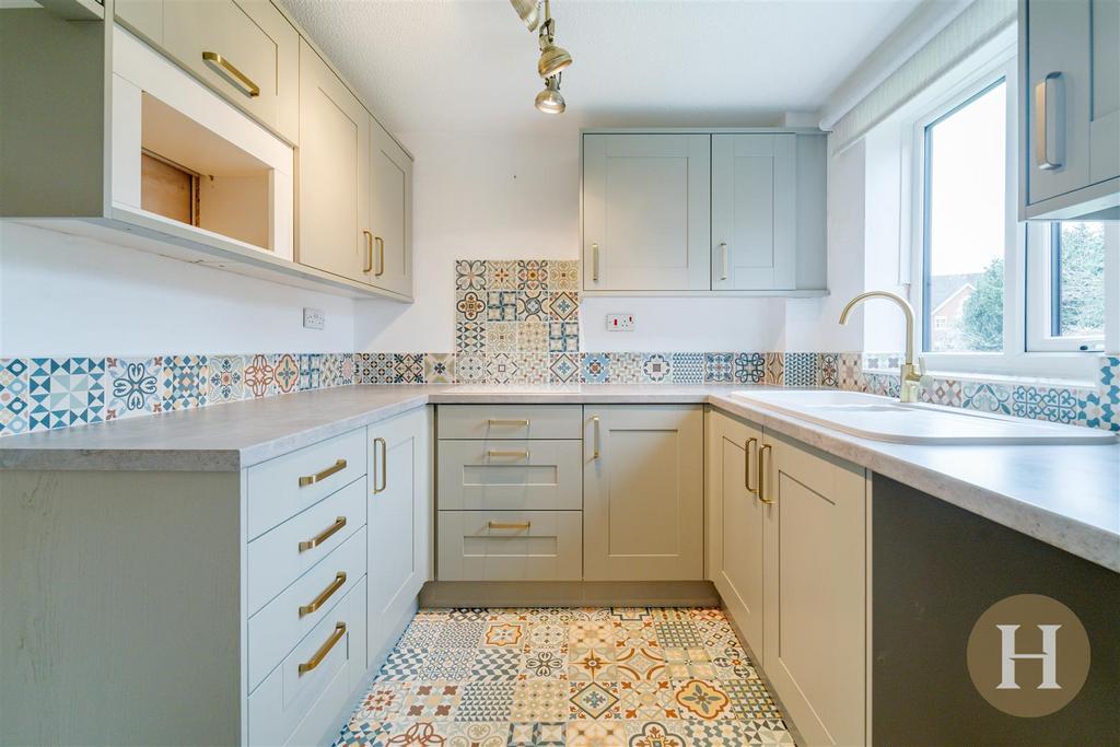 Hadleigh Estate Agents-15.jpg
