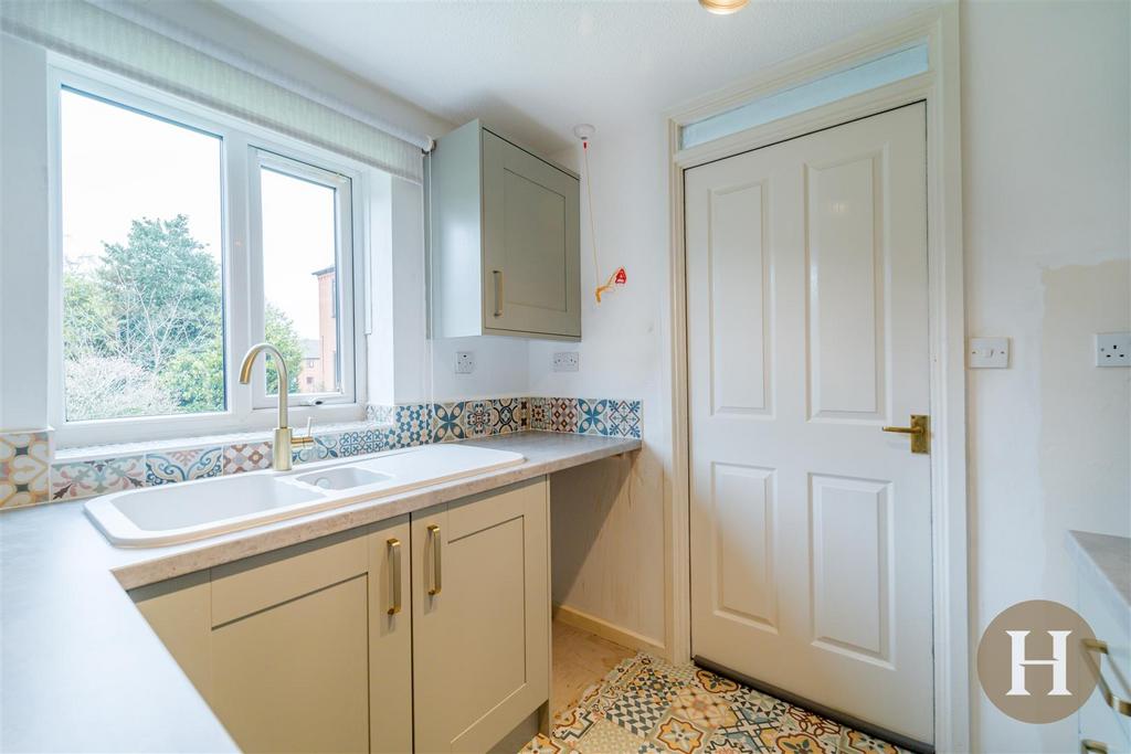 Hadleigh Estate Agents-18.jpg