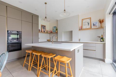 undefined, Alma Road, Cardiff CF23