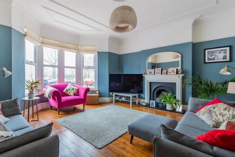 undefined, Alma Road, Cardiff CF23