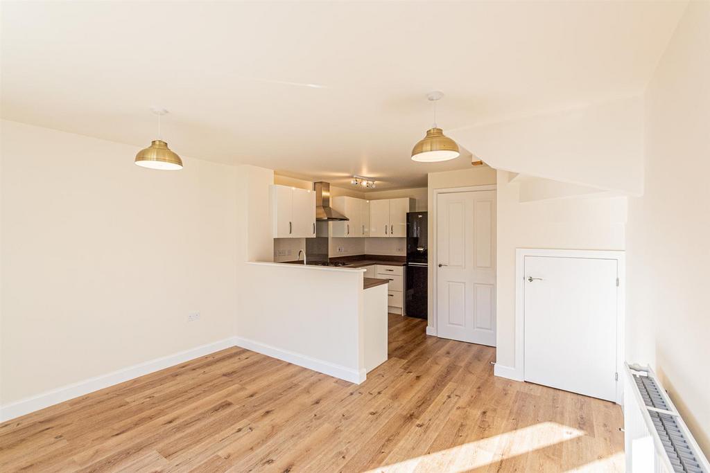 Dining Kitchen / Lounge