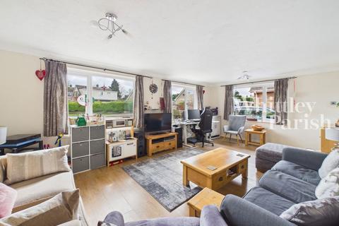 3 bedroom chalet for sale, Southern Reach, Mulbarton