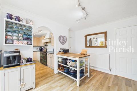 3 bedroom chalet for sale, Southern Reach, Mulbarton