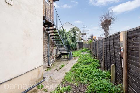 undefined, Brampton Road, CROYDON