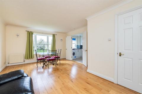 undefined, Walnut Mews, Sutton
