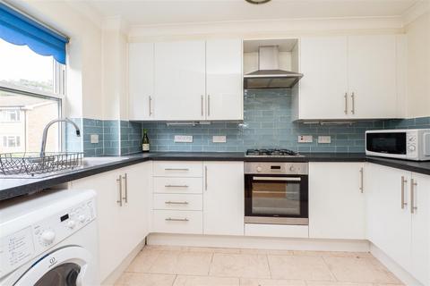 undefined, Walnut Mews, Sutton