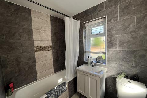 3 bedroom semi-detached house for sale, St. Marys Crescent, Bradford BD12