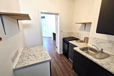 undefined, Elmdene Road, Basement Flat, London, Greater London, SE18