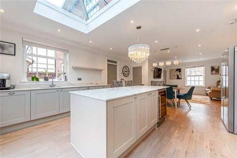 undefined, Hinton Fields, Kings Worthy, Winchester, Hampshire, SO23