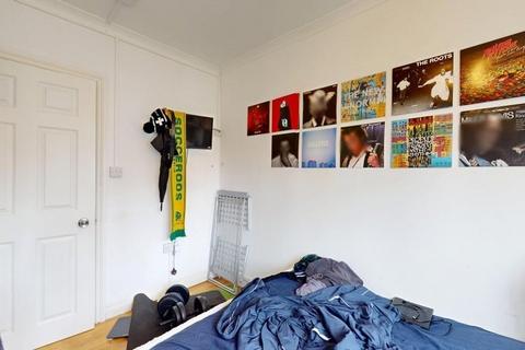 undefined, Grundy Street, London E14