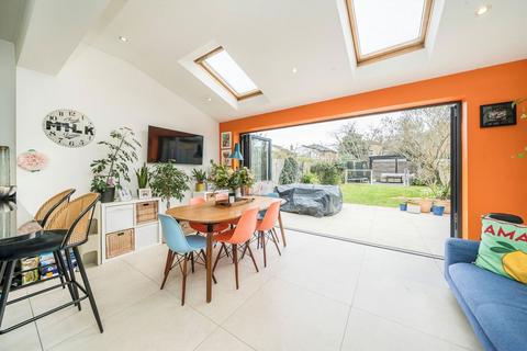 4 bedroom house for sale, Tolworth Park Road, Surbiton KT6