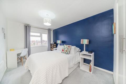 undefined, King Charles Road, Surbiton KT5