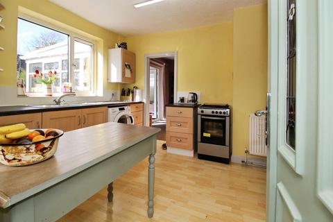 undefined, Queenswood Close, Leeds
