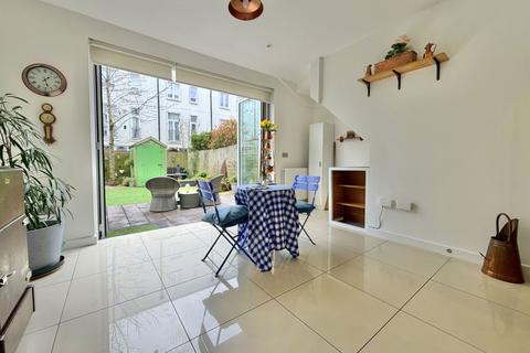 undefined, Longmead Terrace, Bath