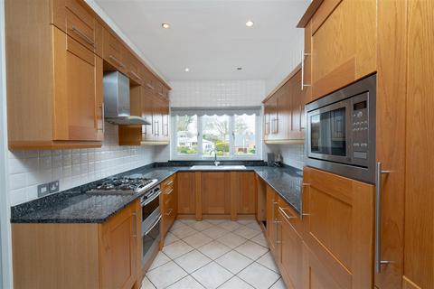 undefined, Monson Avenue, Pudsey LS28