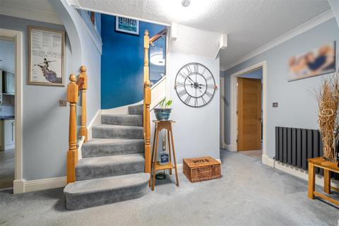 5 bedroom detached house for sale, Old Hardenhuish Lane, Chippenham