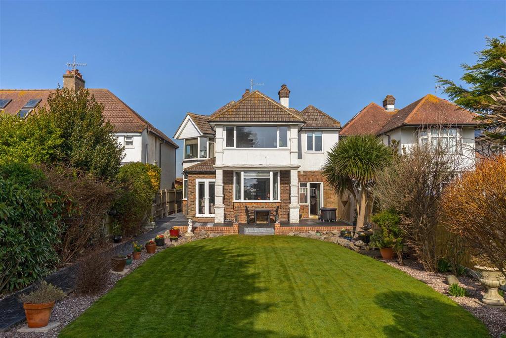 Malvern Close 30.jpg