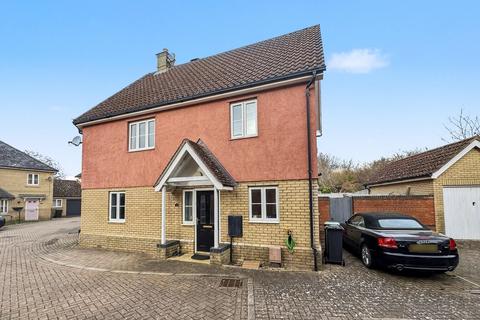 2 bedroom end of terrace house for sale, Firecrest Drive, Stowmarket, IP14