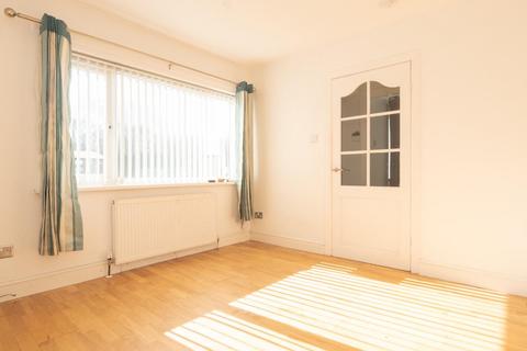undefined, Stanningley Road, Leeds