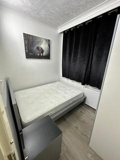 3 bedroom semi-detached house for sale, Flat 1-2  51 Staines Road Ilford IG1 2XA