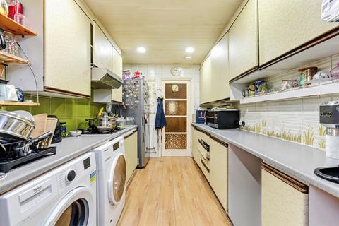 undefined, Springfield Avenue, Raynes Park SW20