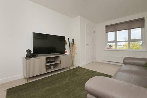 4 bedroom detached house for sale, 32  Brocken Brigg Parkway, Gilmerton, Edinburgh, EH17 8NT