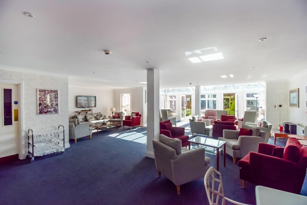 Residents Communal