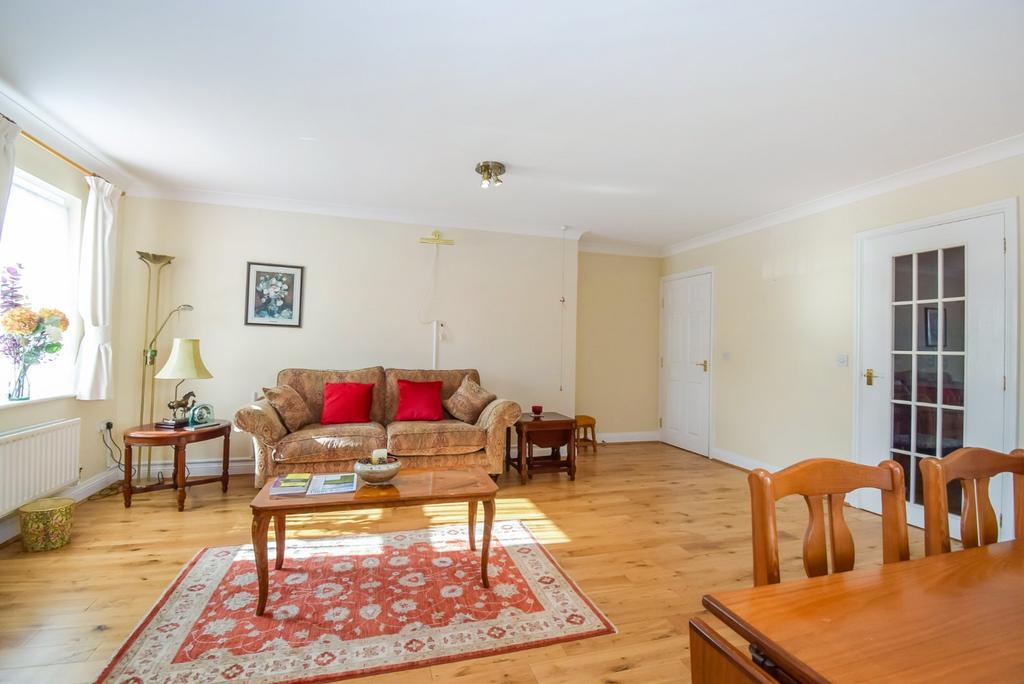 Living/Dining Room