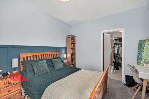 2 bedroom flat for sale, Hawkers Avenue, Plymouth, PL4 0QT
