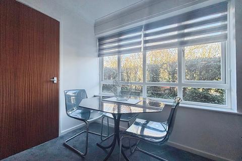 undefined, Windmill Court, Spital Tongues, Newcastle upon Tyne, NE2