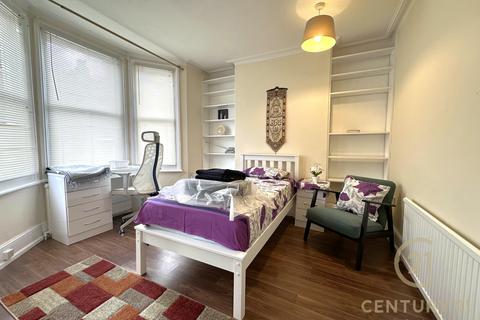 undefined, Alfred Road, KINGSTON UPON THAMES KT1