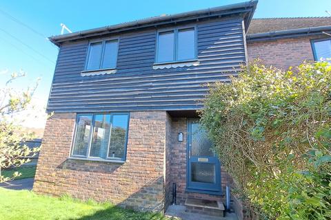 2 bedroom end of terrace house to rent, Regent Square, East Sussex TN31