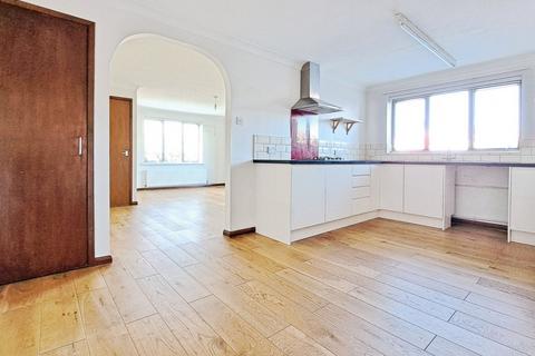 2 bedroom end of terrace house to rent, Regent Square, East Sussex TN31