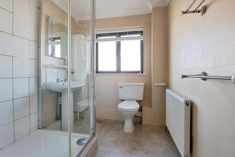 2 bedroom end of terrace house to rent, Regent Square, East Sussex TN31