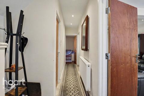 4 bedroom semi-detached house for sale, Bransgrove Road, Edgware
