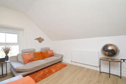 undefined, BEAUTIFULLY PRESENTED HOME * SHANKLIN
