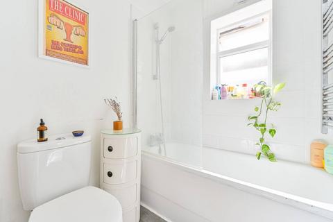 1 bedroom flat to rent, Oakhurst Grove, East Dulwich, London, SE22