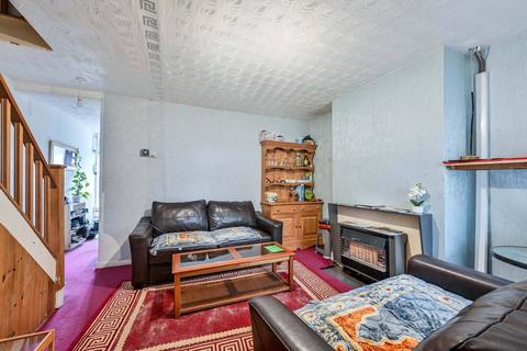 undefined, Frailey Hill, Woking, GU22
