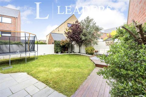 4 bedroom detached house to rent, Loughborough Drive, Broughton, Milton Keynes, MK10