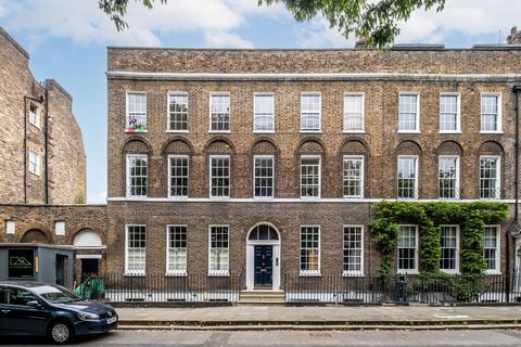 2 bedroom flat to rent, Highbury Terrace London N5