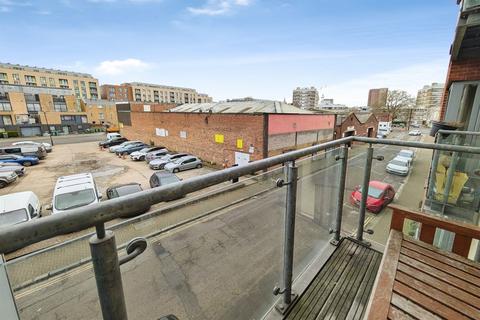 undefined, Southampton SO14