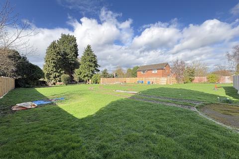 undefined, Hereford HR4