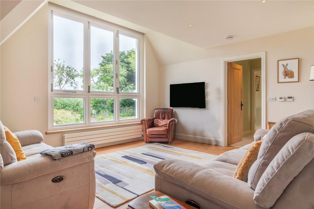 Sitting/ View Room