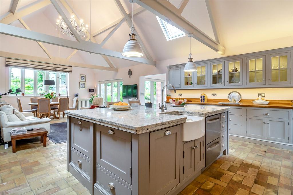 Kitchen/Breakfast