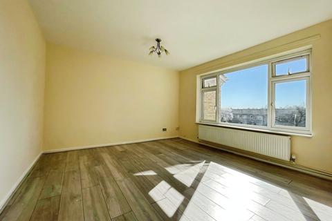 undefined, Maylin Close, Hitchin, SG4