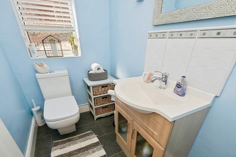 undefined, Midland Avenue, Stapleford, Nottingham, Nottinghamshire, NG9